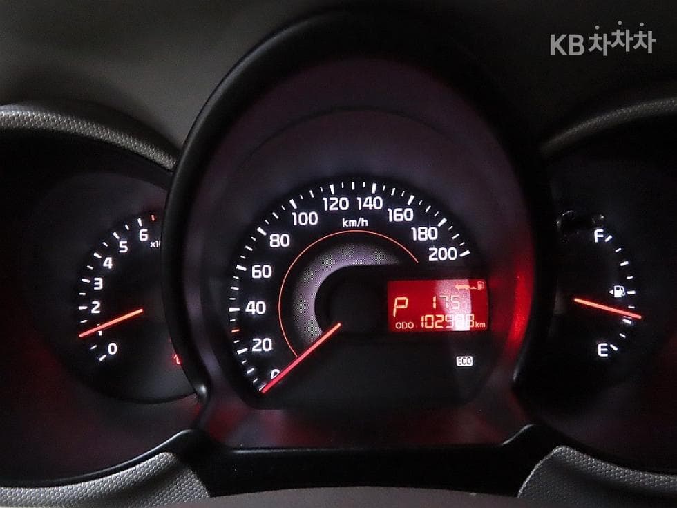Kia Ray (van)1.0 Gasoline Luxury - 8