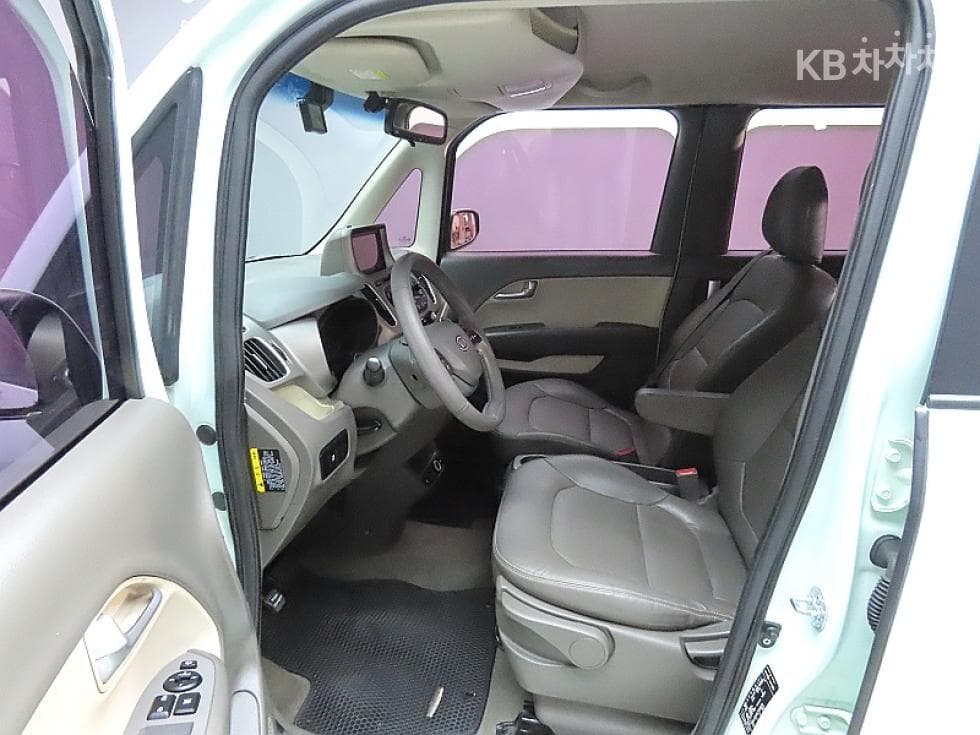 Kia Ray (van)1.0 Gasoline Luxury - 10