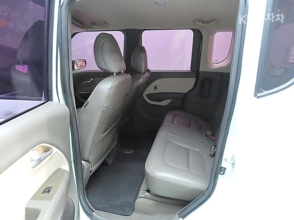 Kia Ray (van)1.0 Gasoline Luxury - 11