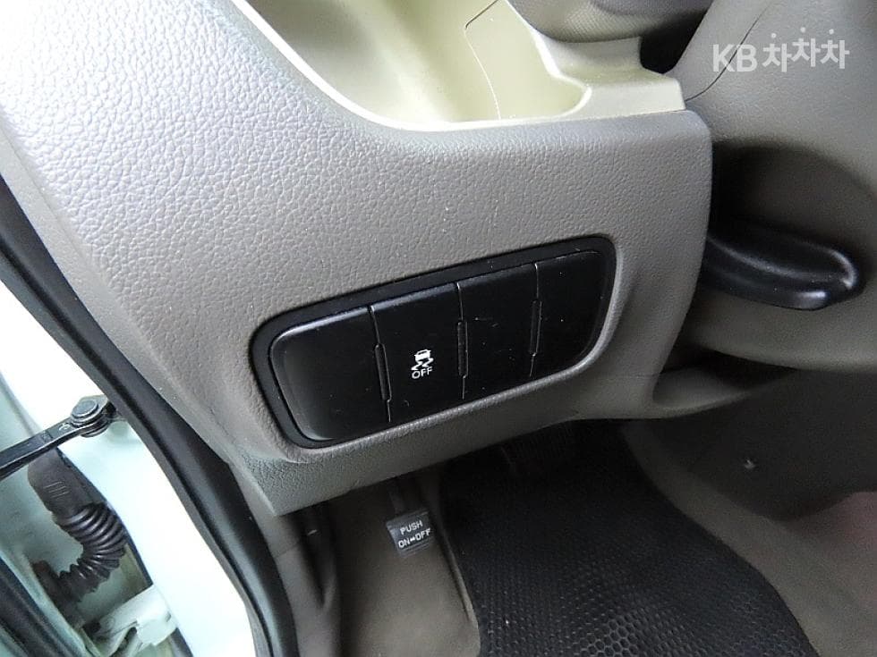 Kia Ray (van)1.0 Gasoline Luxury - 14