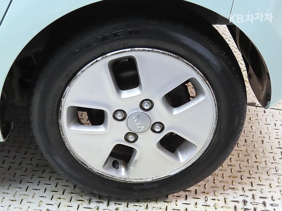 Kia Ray (van)1.0 Gasoline Luxury - 20