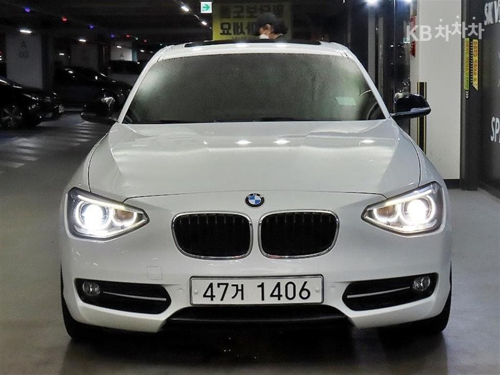 BMW Нов1시리즈118d 스포츠 Стандартен - 2