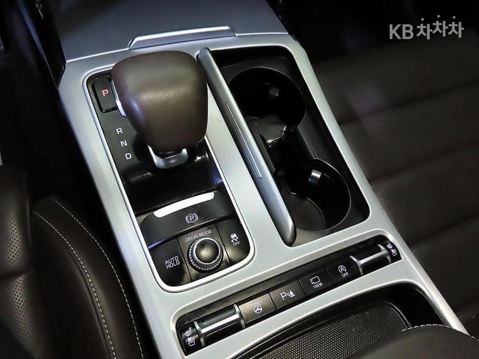 Киа Stinger2.0 Турбо 4x4 플래티넘 - 12