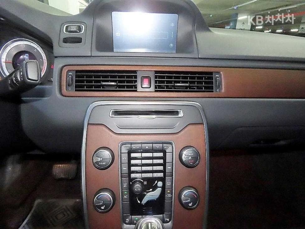 Volvo S80D4 Premium - 11