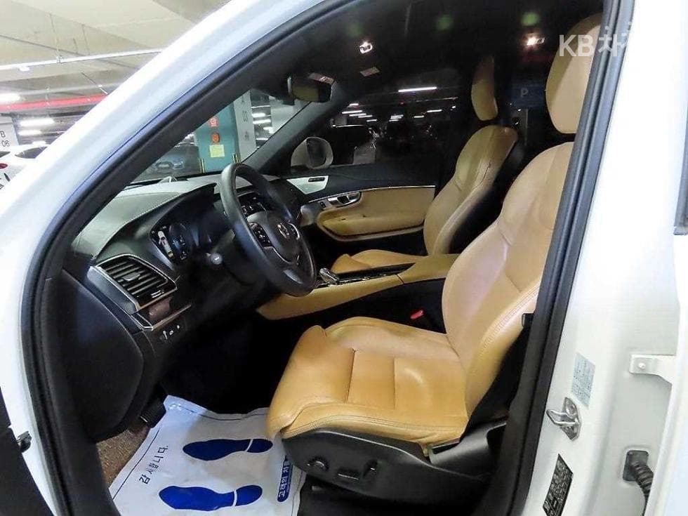Volvo All New XC90T8 Inscription - 6