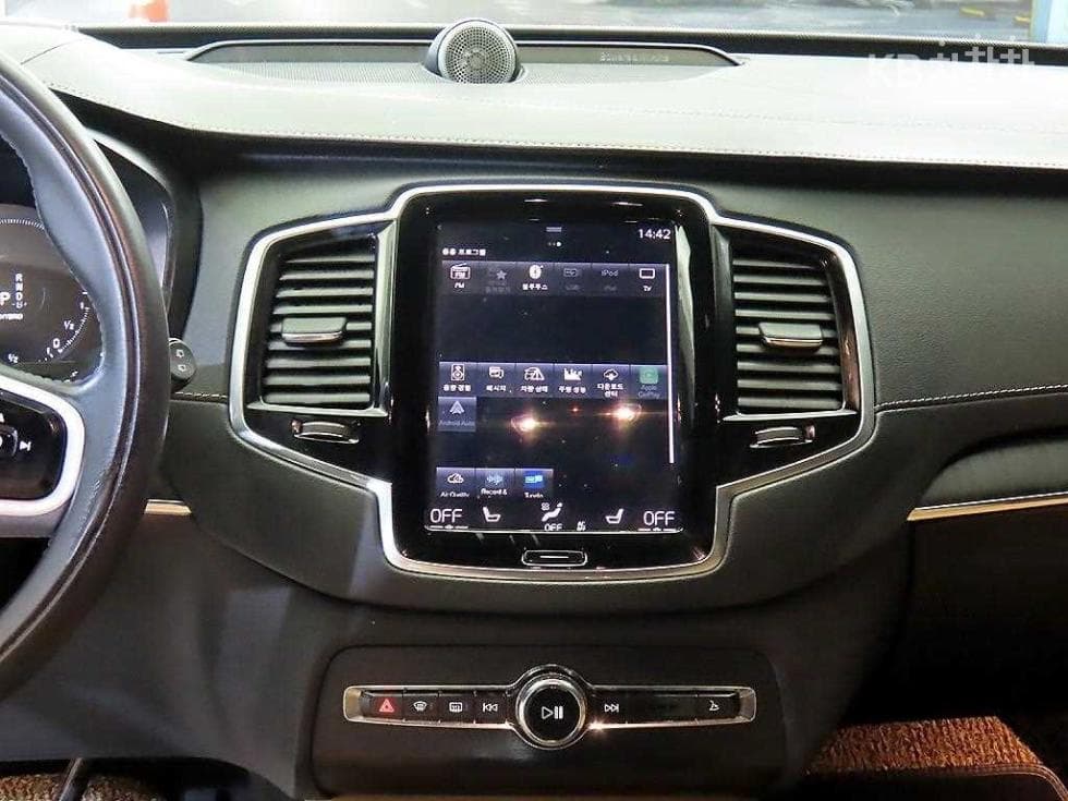 Volvo All New XC90T8 Inscription - 11