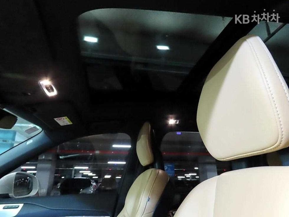 Volvo All New XC90T8 Inscription - 16