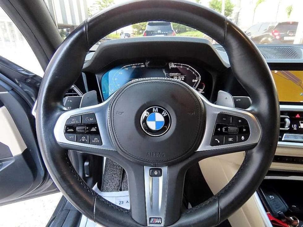 BMW 3 Series (G20)320i M Sport - 8