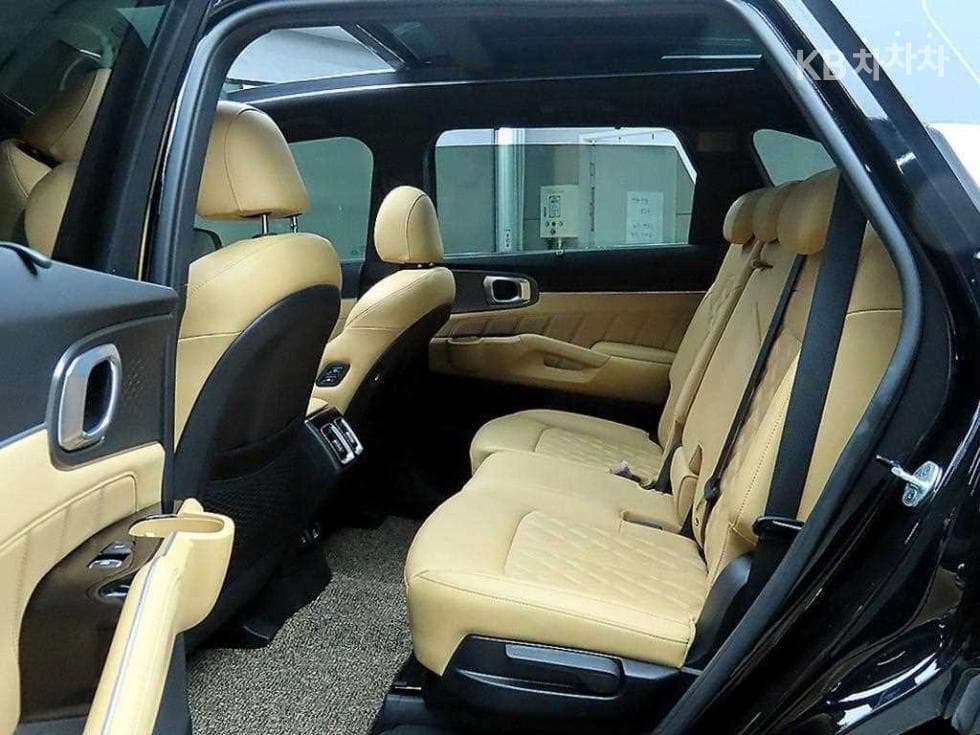 Киа Sorento 4-то поколение2.2 Дизел 2WD Signature - 6
