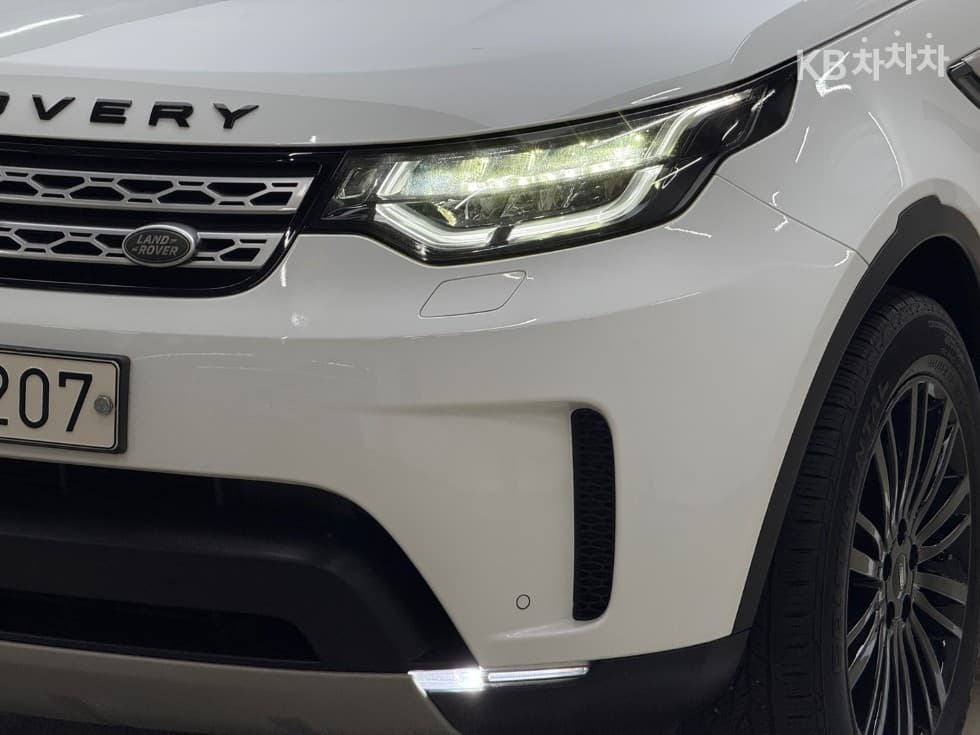 Land Rover 디스커버리53.0 TD6 HSE Luxury - 5