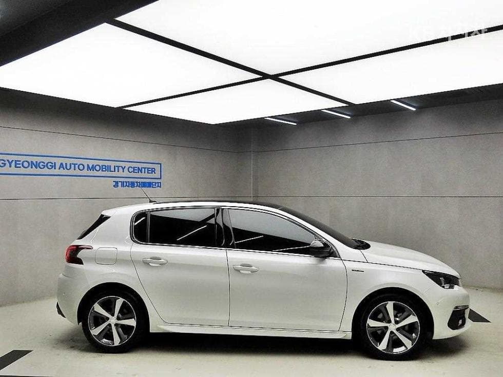 Peugeot 308 Второ поколение1.5 BlueHDi Allure - 2
