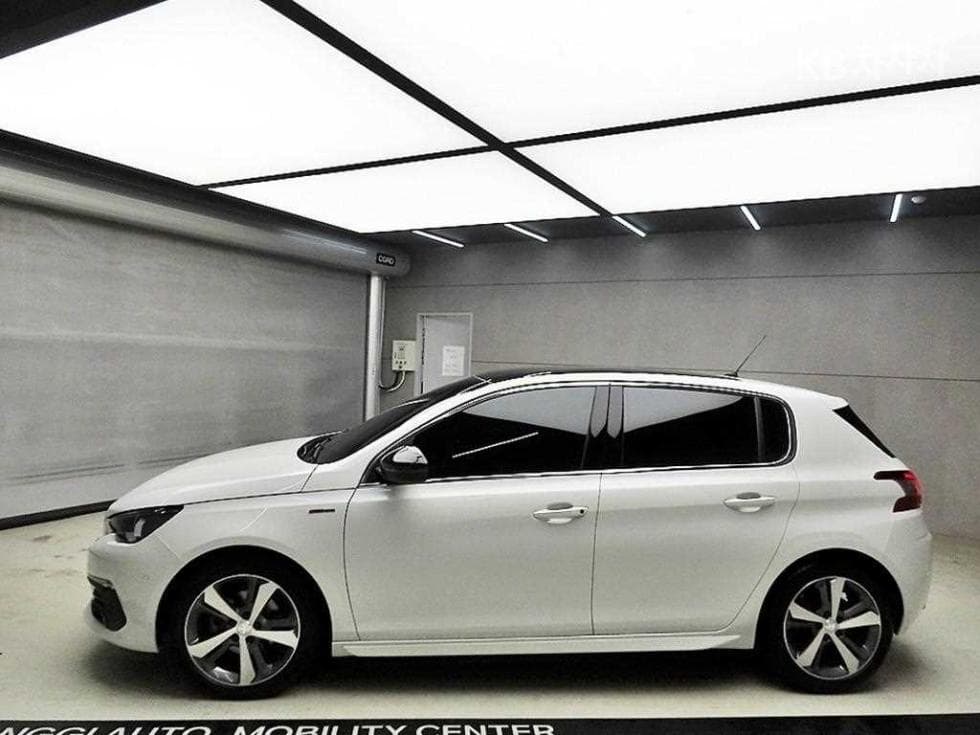 Peugeot 308 Второ поколение1.5 BlueHDi Allure - 4