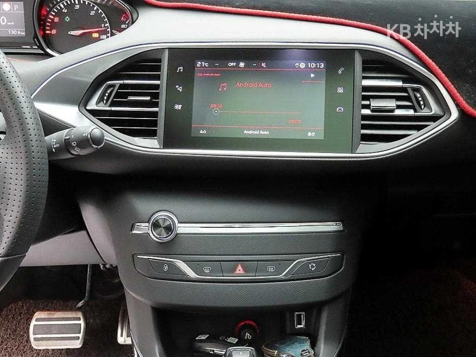 Peugeot 308 Второ поколение1.5 BlueHDi Allure - 13
