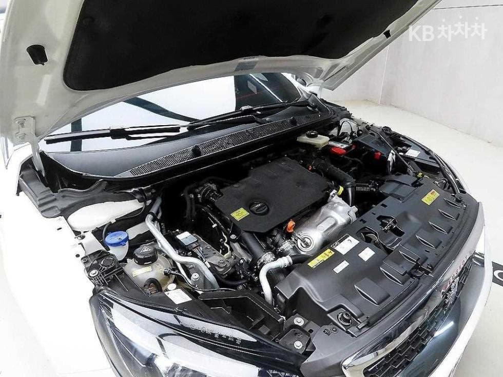 Peugeot 308 Второ поколение1.5 BlueHDi Allure - 19