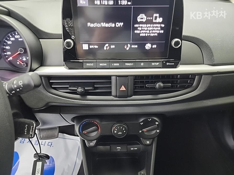 Киа Morning / Picanto 어반 Ван(JA)1.0 Бензин Ван Специал (специален признак/издание) - 10