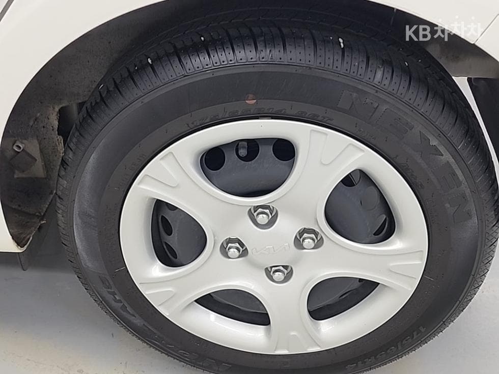 Киа Morning / Picanto 어반 Ван(JA)1.0 Бензин Ван Специал (специален признак/издание) - 19