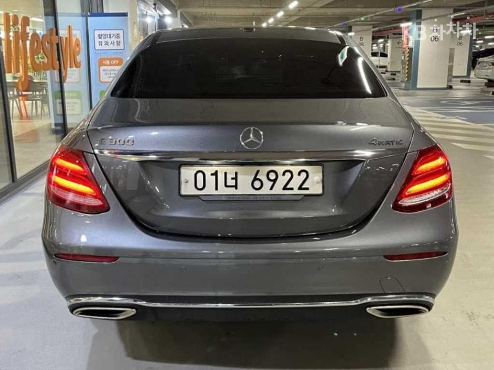Mercedes-Benz E-Клас (W213)E300 4Matic Exclusive - 5