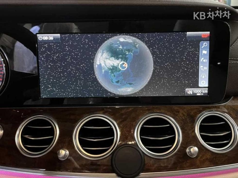 Mercedes-Benz E-Клас (W213)E300 4Matic Exclusive - 8