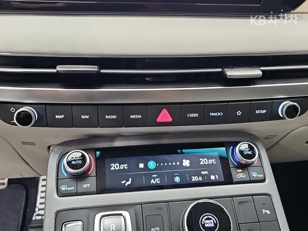 Hyundai The New (facelift) Palisade3.8 Gasoline 2WD Prestige - 10