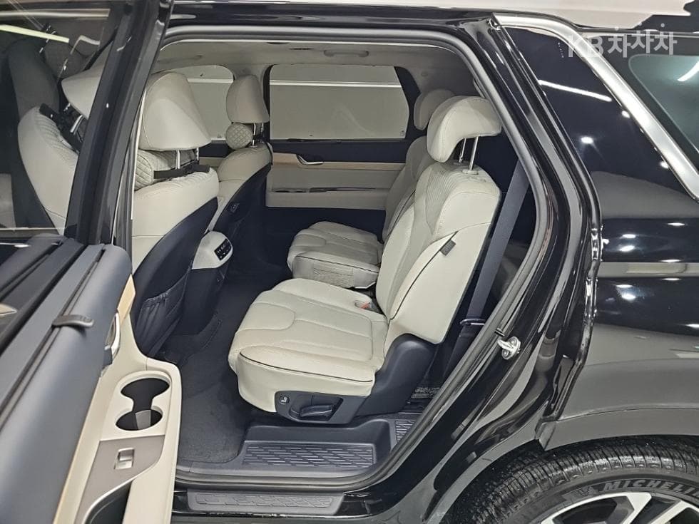 Hyundai The New (facelift) Palisade3.8 Gasoline 2WD Prestige - 12