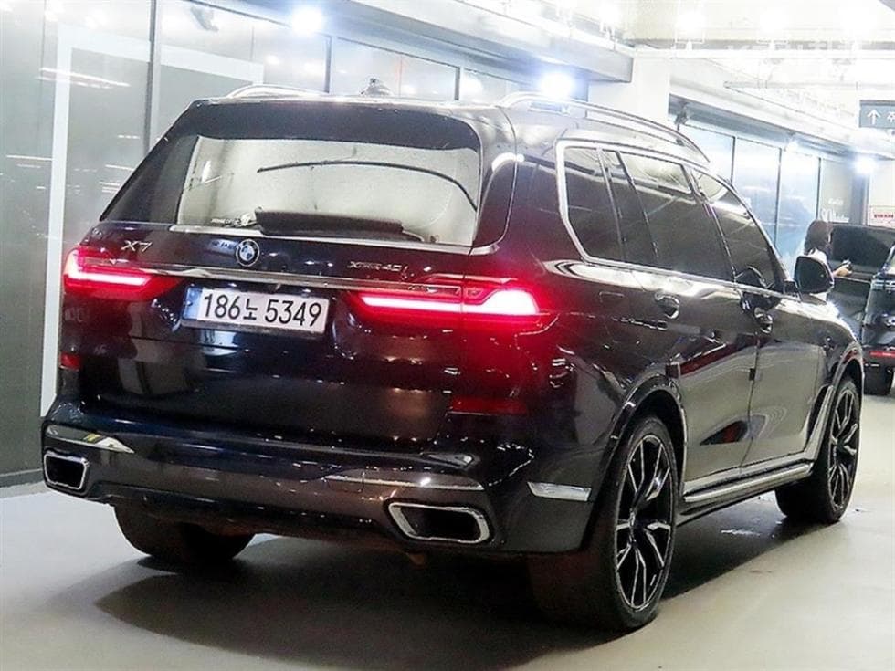 BMW X7(G07)xDrive 40i M Sport - 4