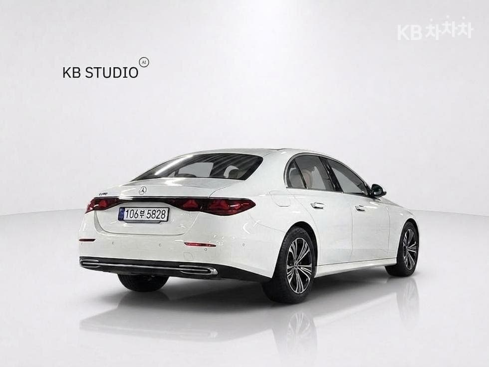 Mercedes-Benz E-클래스 (W214)E200 Avantgrade - 3