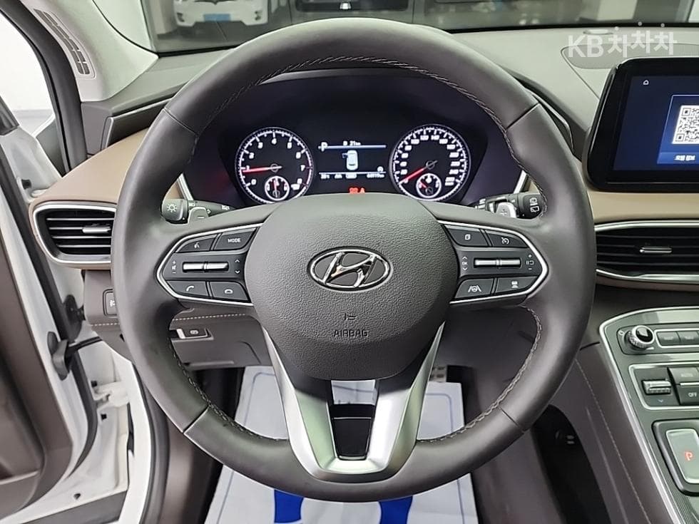Hyundai The New (facelift) Santa Fe TMGasoline 2.5T 2WD Prestige - 9