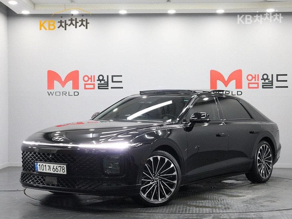 Hyundai The All New Grandeur (Azera) Hybrid 1.6 Turbo Gasoline Calligraphy 블랙 익스테리어 - Image 1