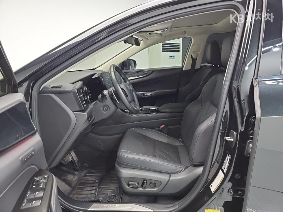 Lexus NX (Lexus SUV)(AZ20)350h Premium - 11