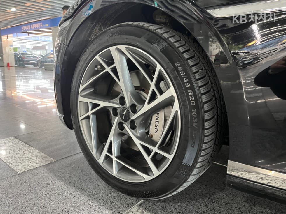 Дженезис G90(RS4)3.5T AWD Стандартен - 10