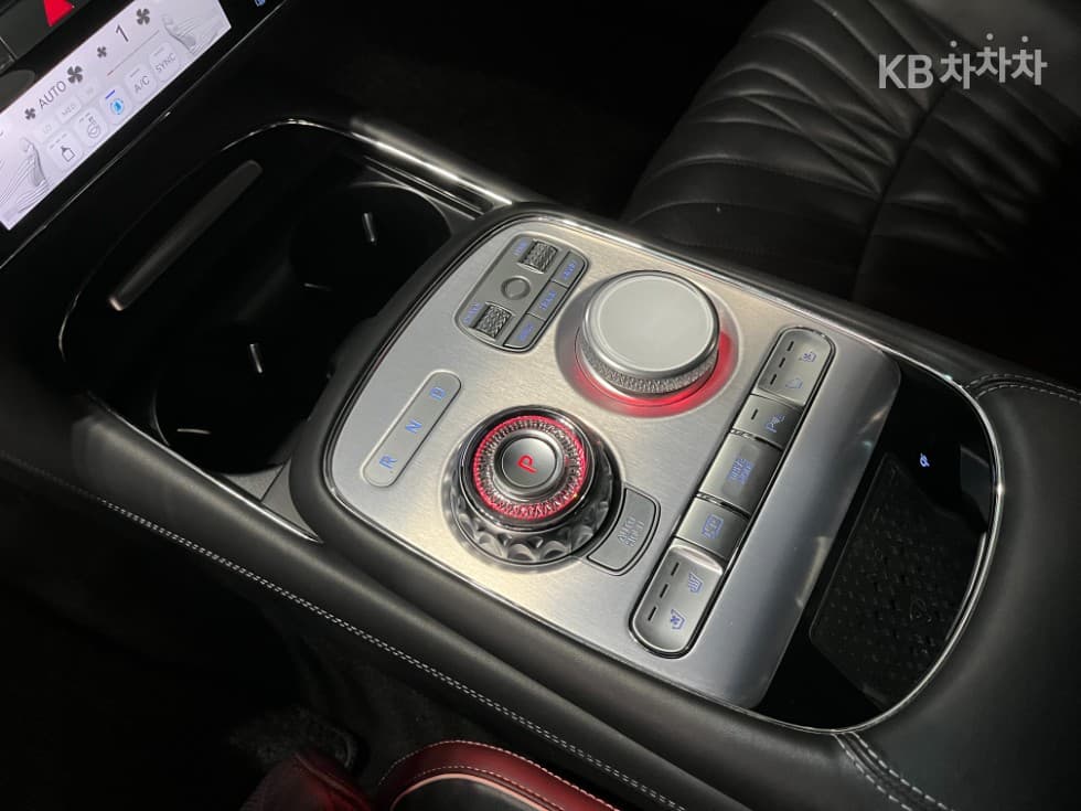 Дженезис G90(RS4)3.5T AWD Стандартен - 21