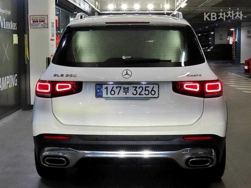 Mercedes-Benz GLB(X247)GLB 250 4Matic - 5