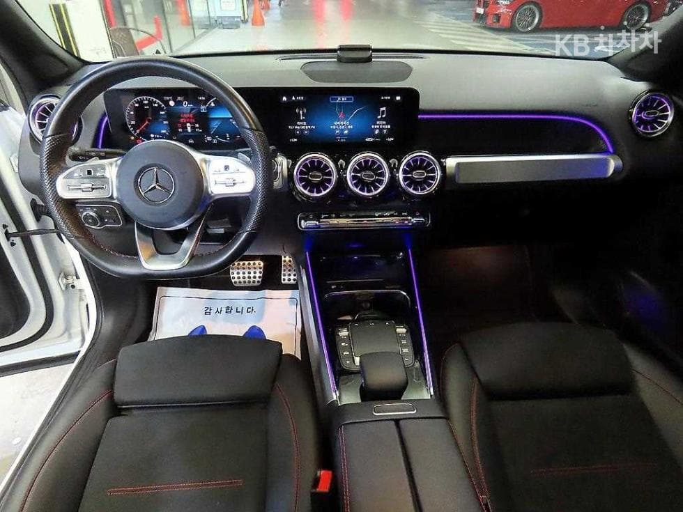 Mercedes-Benz GLB(X247)GLB 250 4Matic - 10