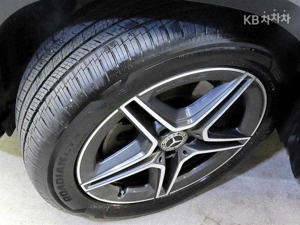 Mercedes-Benz GLB(X247)GLB 250 4Matic - 20