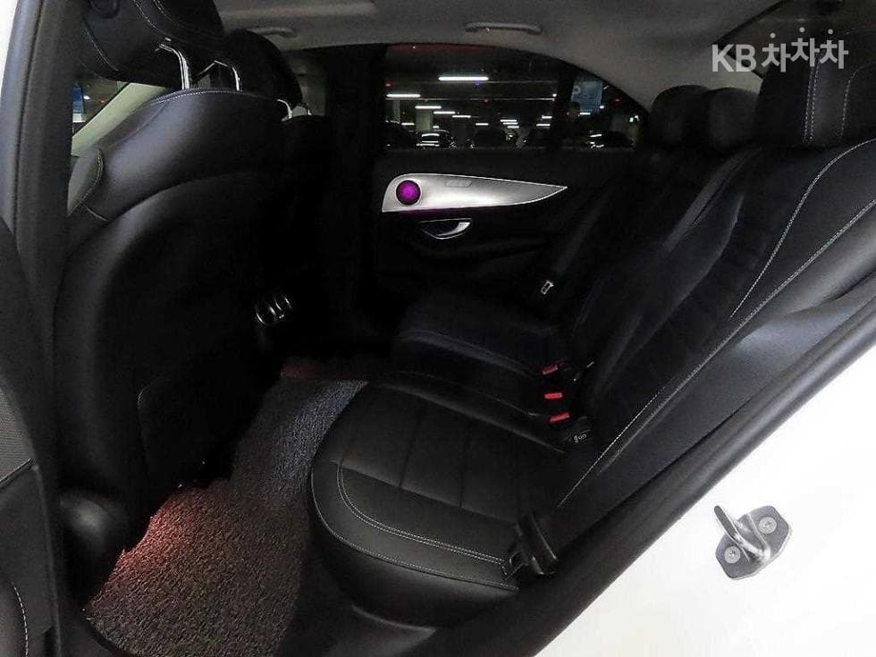 Mercedes-Benz E-Клас (W213)E200 Avantgarde - 7