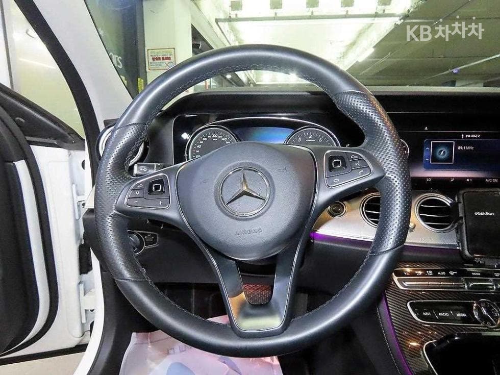Mercedes-Benz E-Клас (W213)E200 Avantgarde - 8