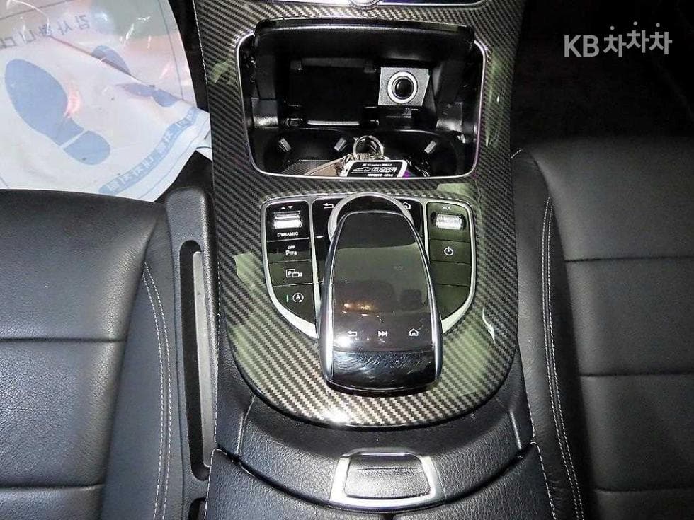 Mercedes-Benz E-Клас (W213)E200 Avantgarde - 12