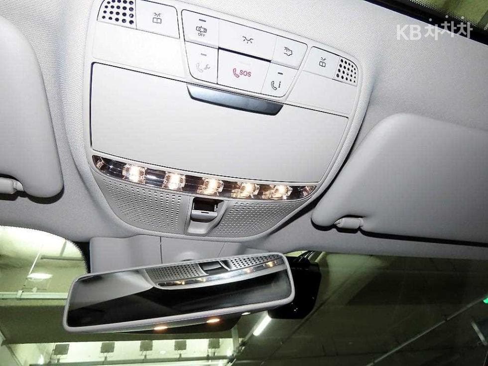 Mercedes-Benz E-Клас (W213)E200 Avantgarde - 16