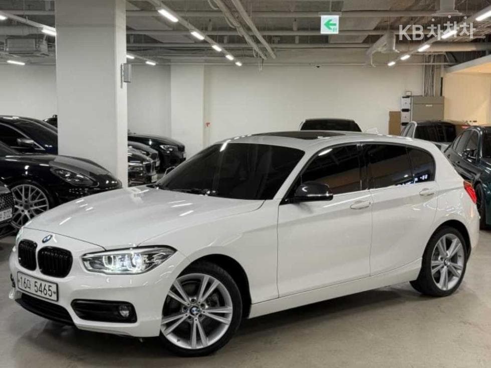 BMW Нов1시리즈 118d 스포츠 Специал (специален признак/издание) - Image 1