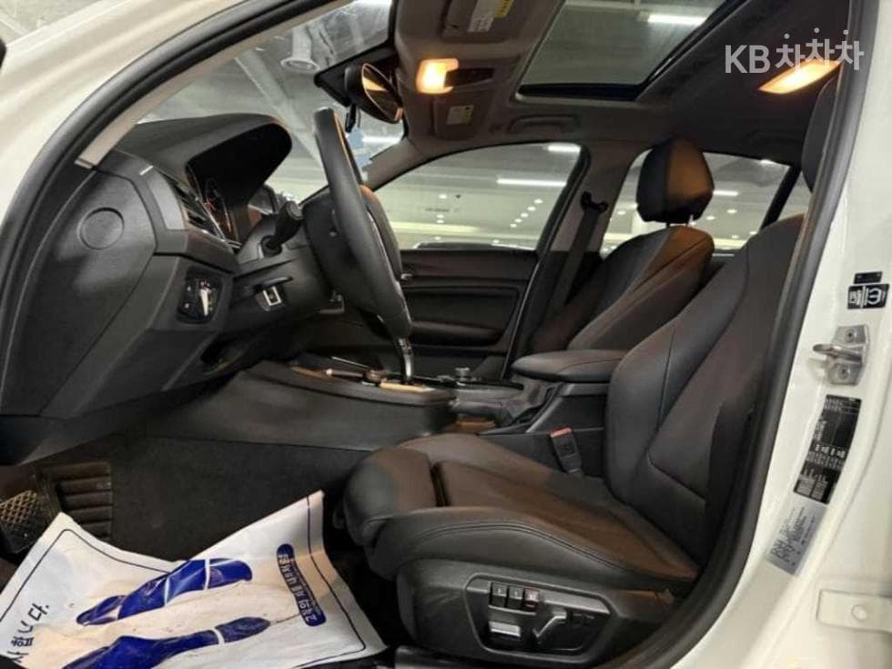 BMW Нов1시리즈118d 스포츠 Специал (специален признак/издание) - 10