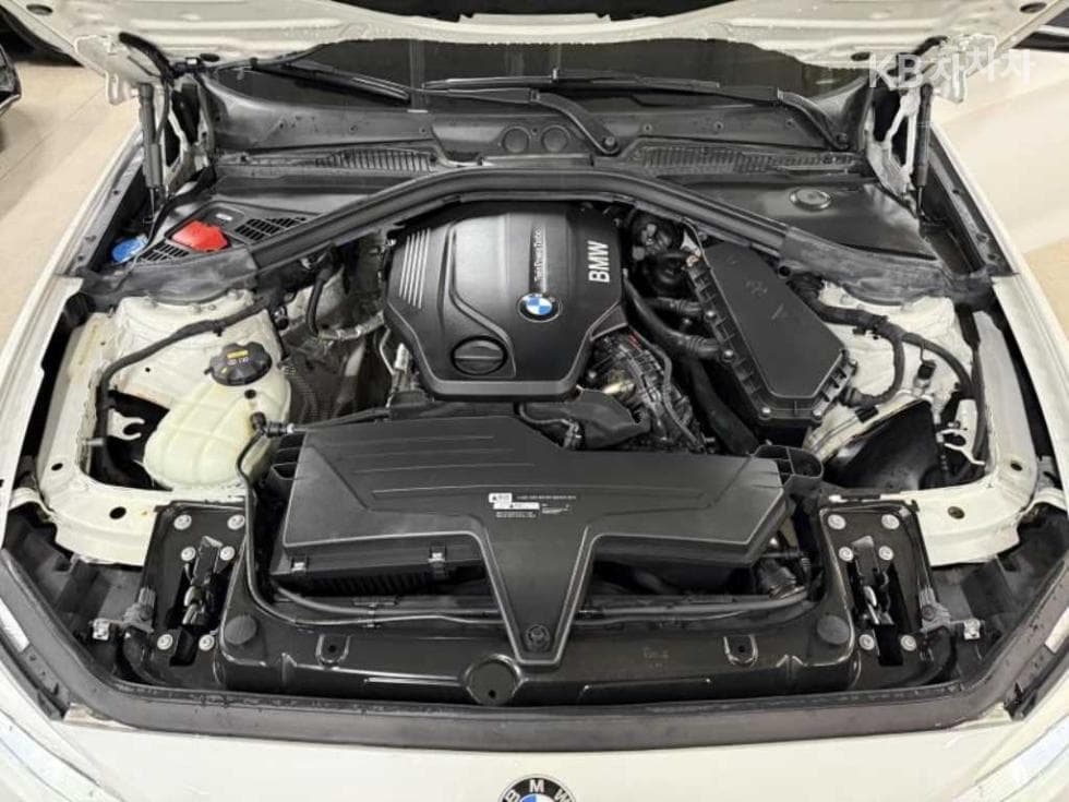 BMW Нов1시리즈118d 스포츠 Специал (специален признак/издание) - 19