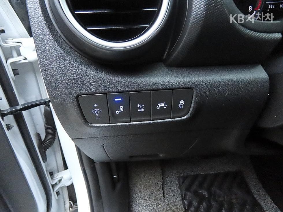 Хюндай Kona1.6 Турбо Modern 아트 - 12