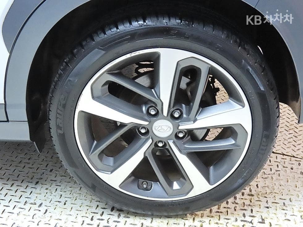 Хюндай Kona1.6 Турбо Modern 아트 - 20