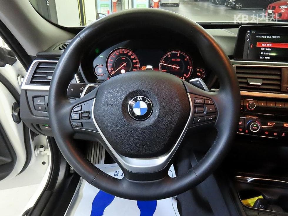 BMW Gran Turismo3 Серия GT 320d F34 xDrive Premium - 8