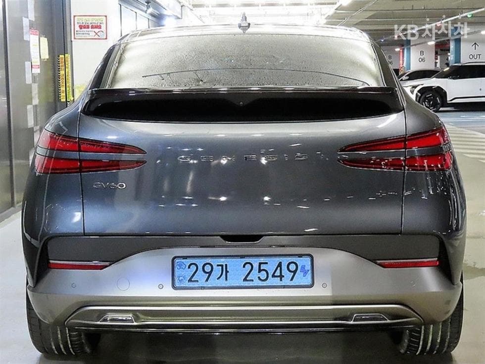Дженезис GV60Стандартен AWD Стандартен - 5