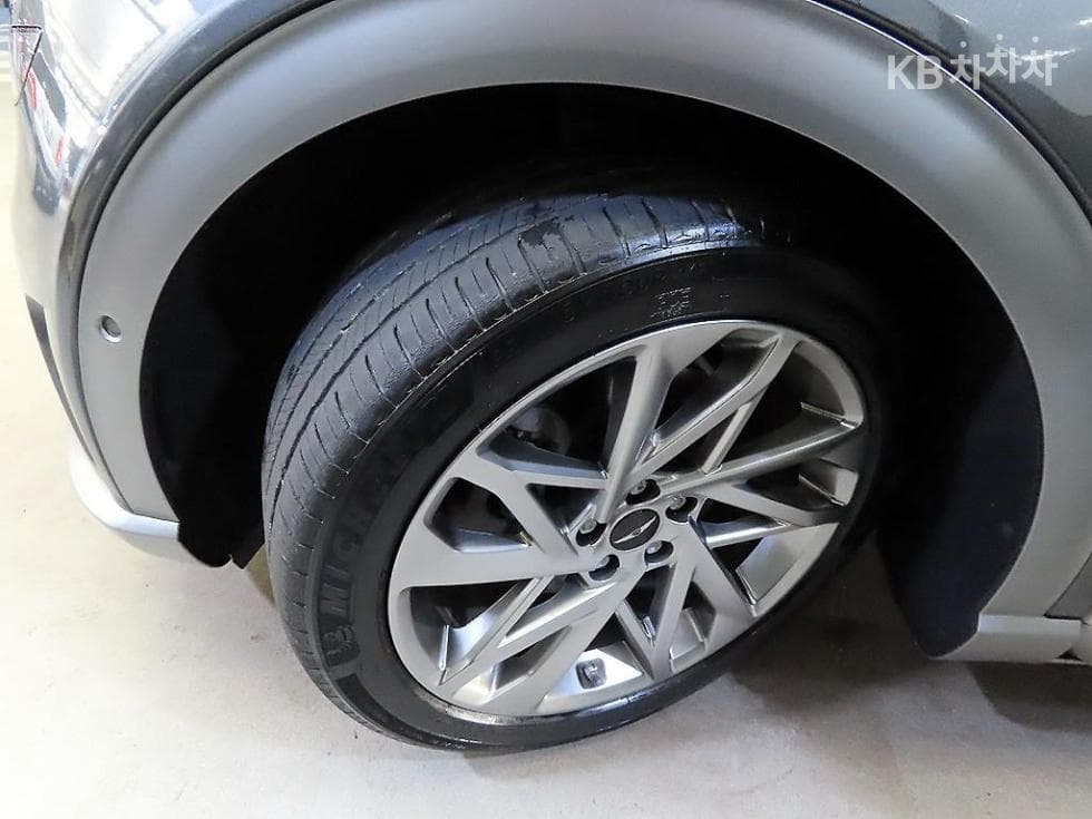 Дженезис GV60Стандартен AWD Стандартен - 20