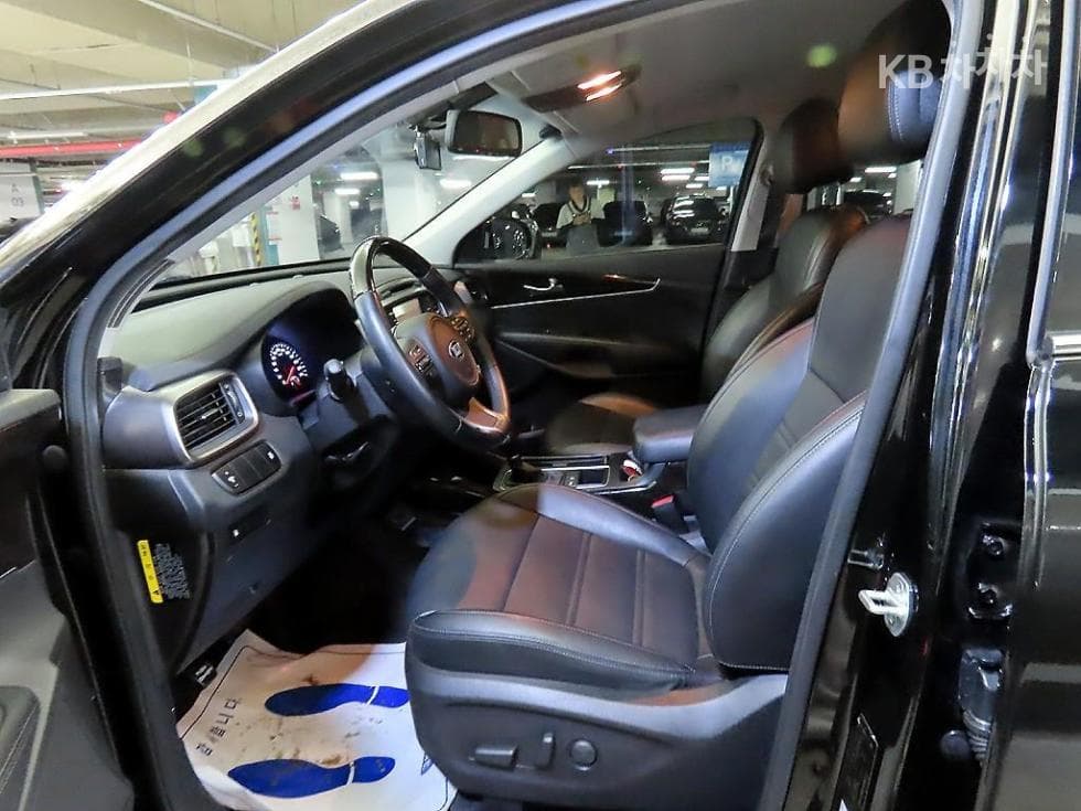 Киа All NewSorentoДизел 2.2 2WD Престиж - 6