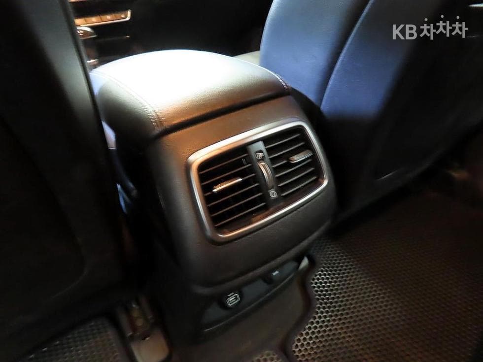 Киа All NewSorentoДизел 2.2 2WD Престиж - 15