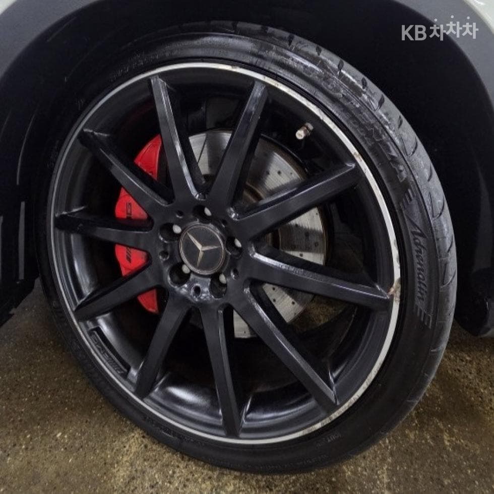 Mercedes-Benz GLA X156GLA45 AMG 4매틱 - 5