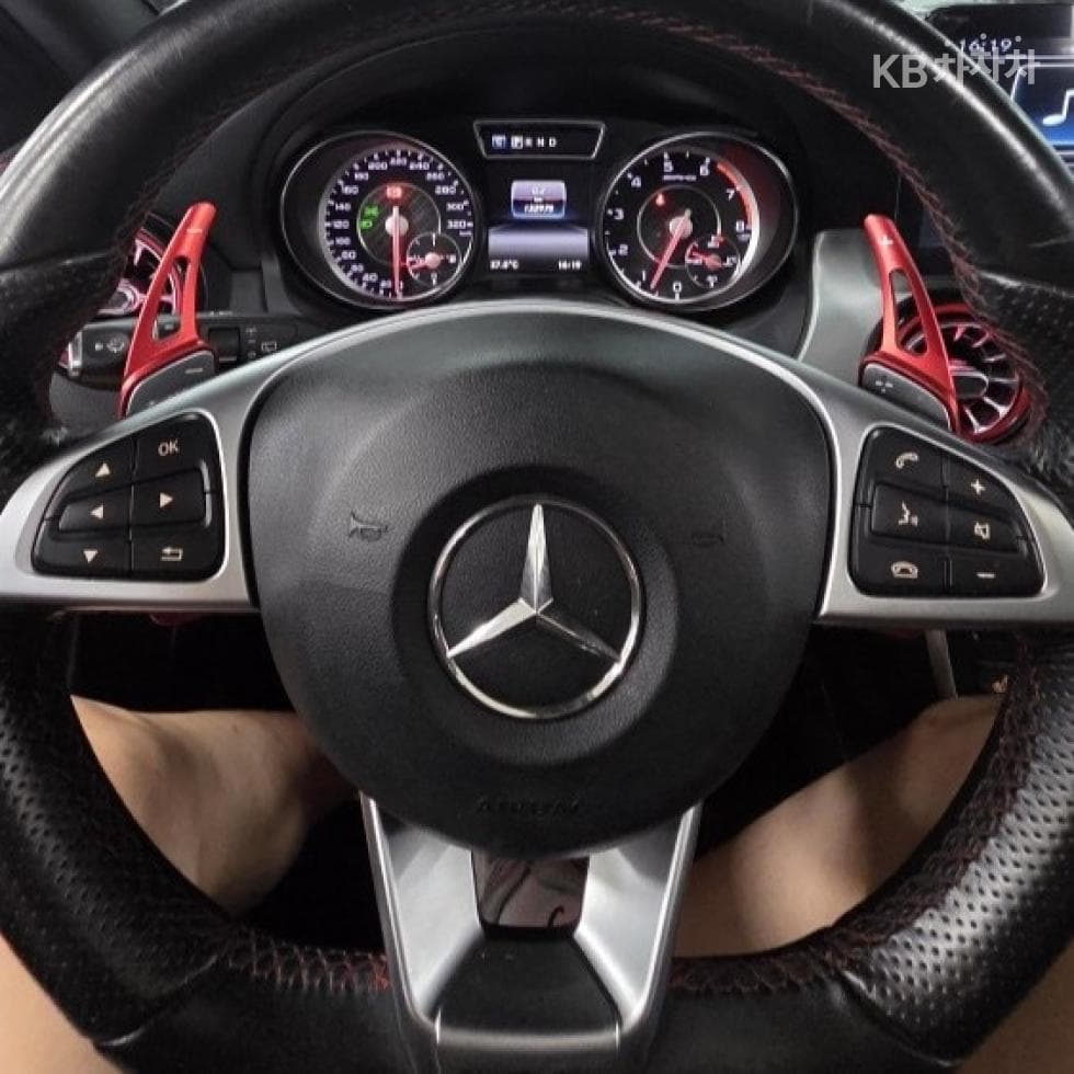 Mercedes-Benz GLA X156GLA45 AMG 4매틱 - 8